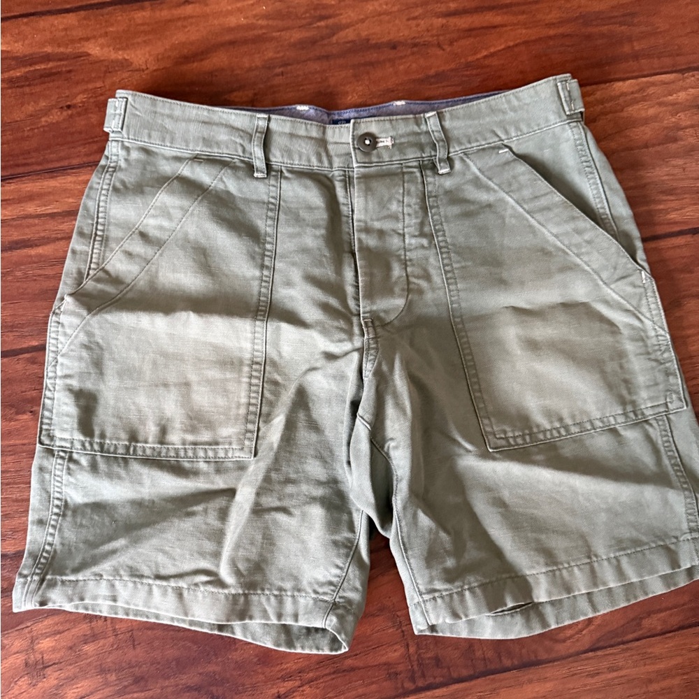 J. Crew Men's Green Shorts